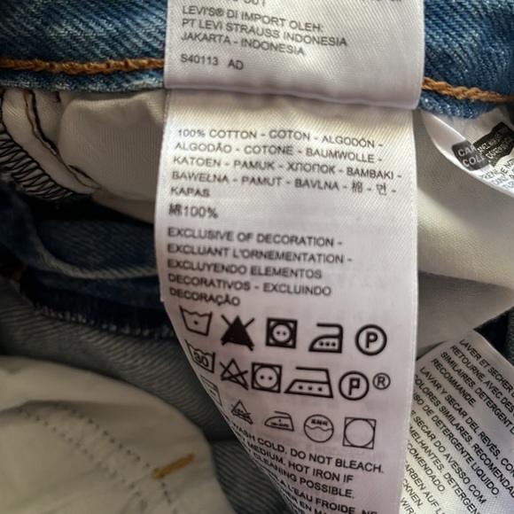 Levi’s Wedgie Jeans - Picture 4 of 8